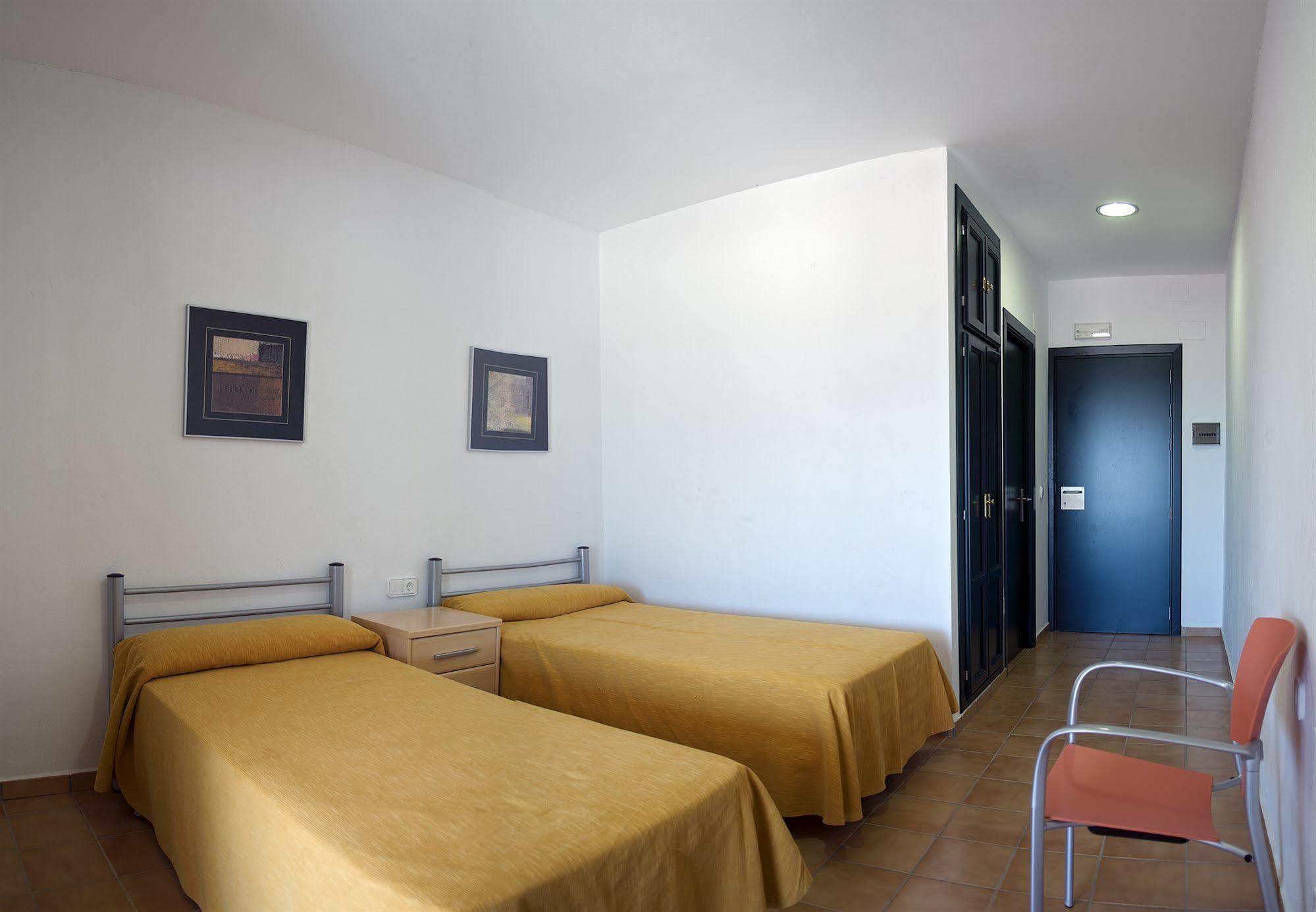 Albergue Inturjoven Пунта-Умбрия Экстерьер фото